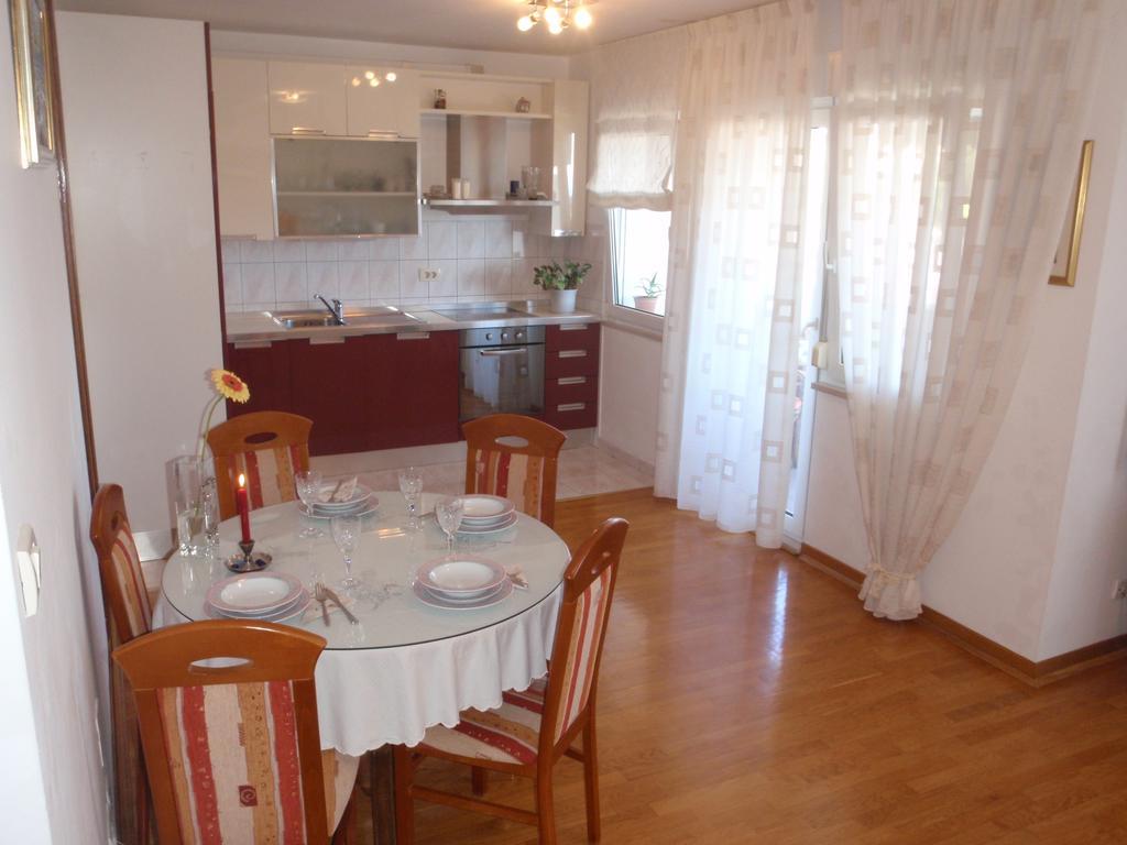 Apartment Mara Split Bagian luar foto