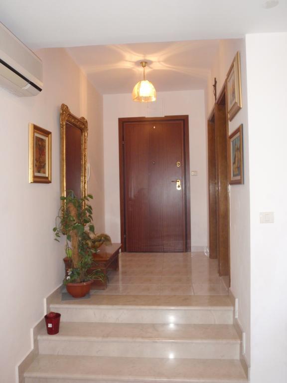 Apartment Mara Split Bagian luar foto